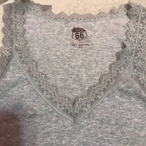 SOLD IN A LOT!!🥰 - Picture 3 of 4